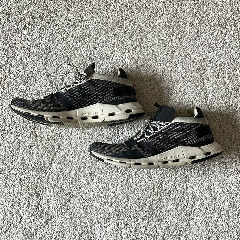 On Cloud men’s shoes